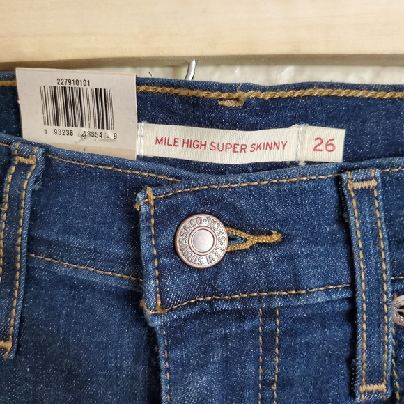 Levi's  Mile High Rise Super Skinny Jeans - Picture 6 of 7